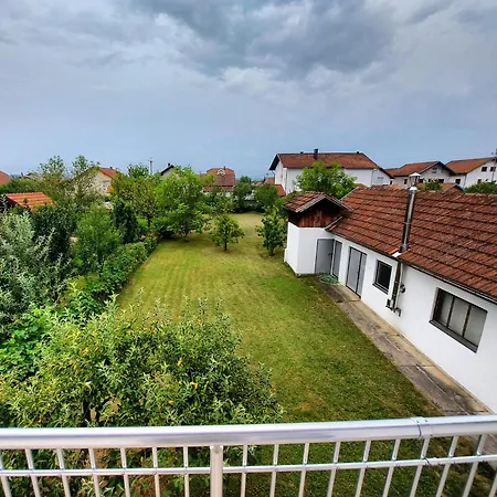 Tt Stan Na Dan Trn Apartman