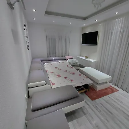 Tt Stan Na Dan Trn *